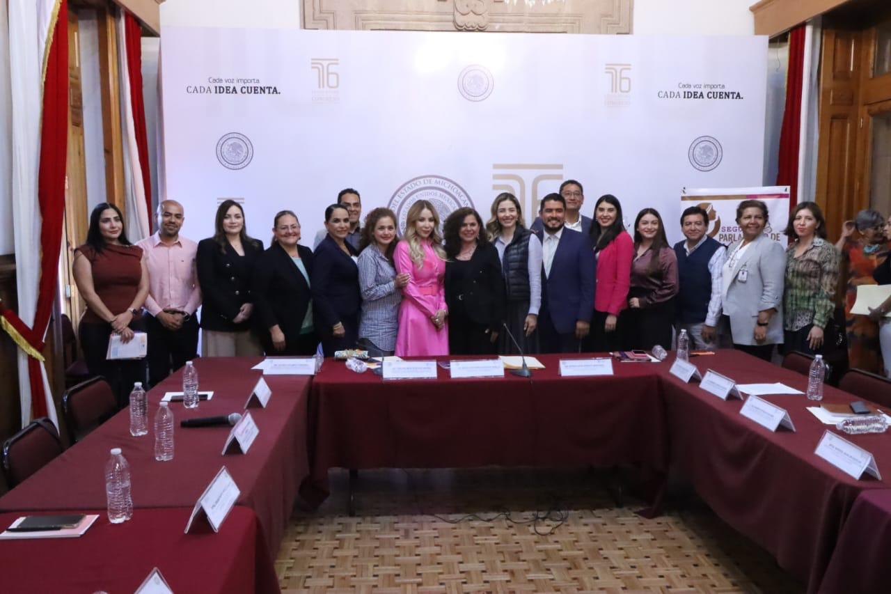 Presentan a las 40 michoacanas que formarán parte del Segundo Parlamento de Mujeres