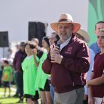 Canchas de fut, infraestructura para la paz: Bedolla