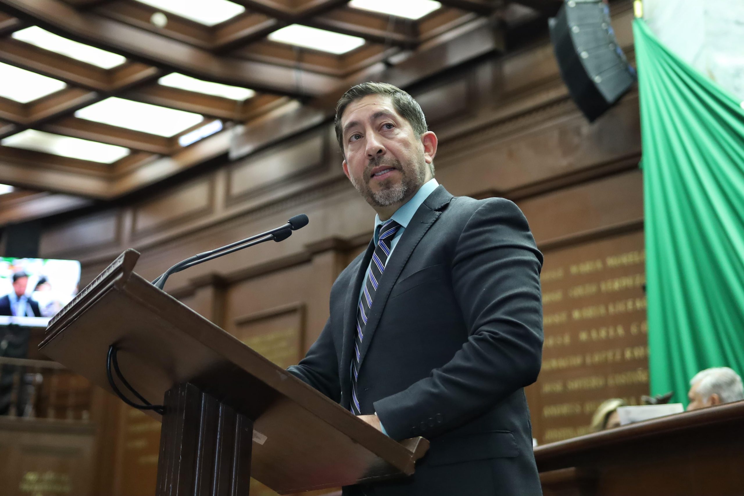 Abraham Espinoza presenta iniciativa para fortalecer atención de emergencias en Michoacán