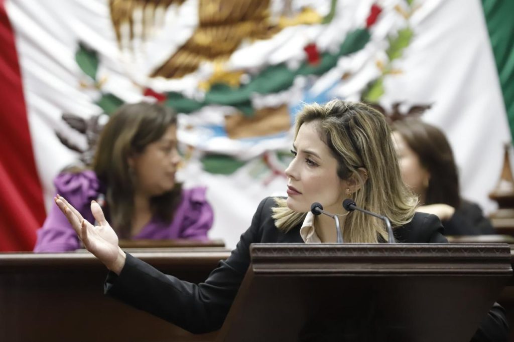Plantea Brissa Arroyo que jurídicamente se reconozca la violencia moral