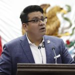 Toño Carreño presenta iniciativa para atender la salud emocional
