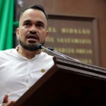 Exhorta Hugo Rangel garantizar acceso universal al agua potable en escuelas