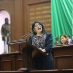 Propone Vanhe Caratachea reforma para extender pensión alimenticia hasta la obtención de título y cédula profesional