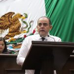 Baltazar Gaona propone tipificar el halconeo como delito en Michoacán