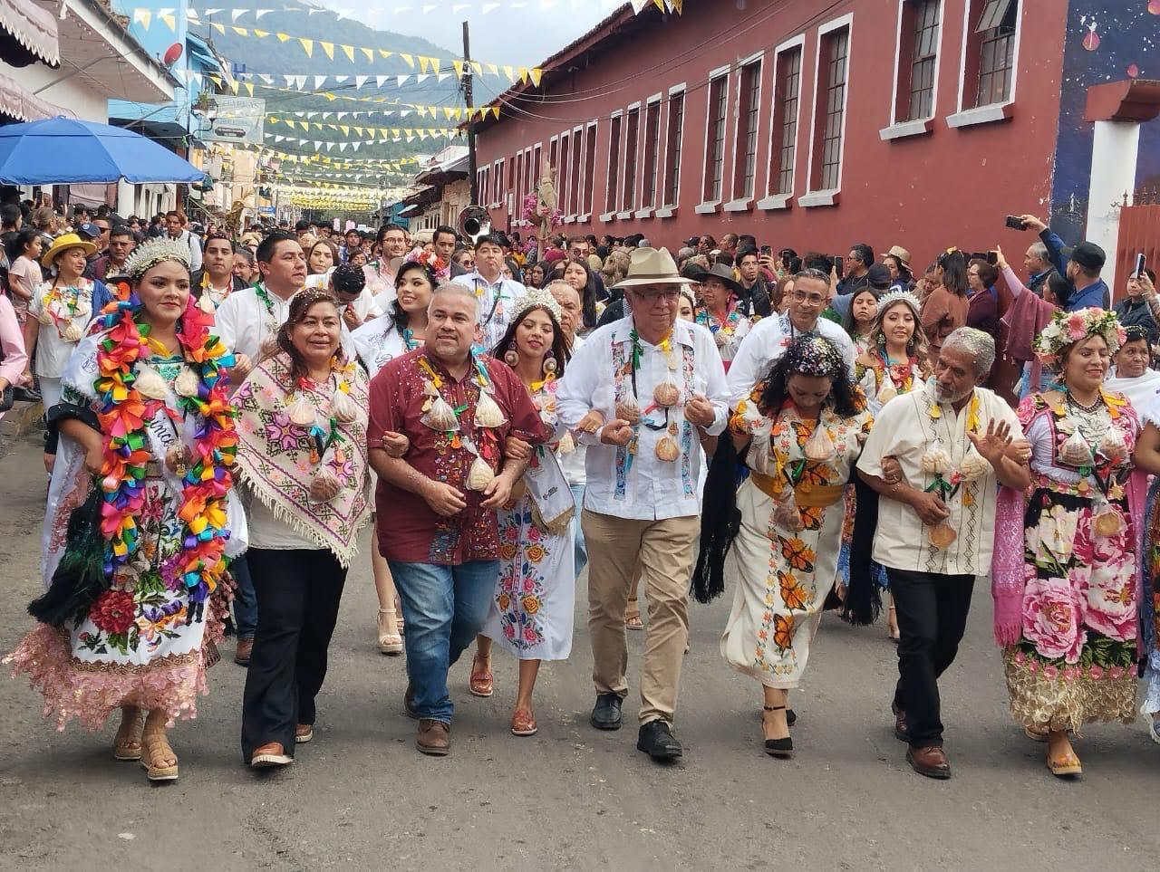 Con Danza del Paloteo participa Puruándiro en Festival de Globos de Cantoya en Paracho: Belinda Iturbide
