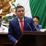 Busca Vicente Gómez tipificar como delito terapias de conversión