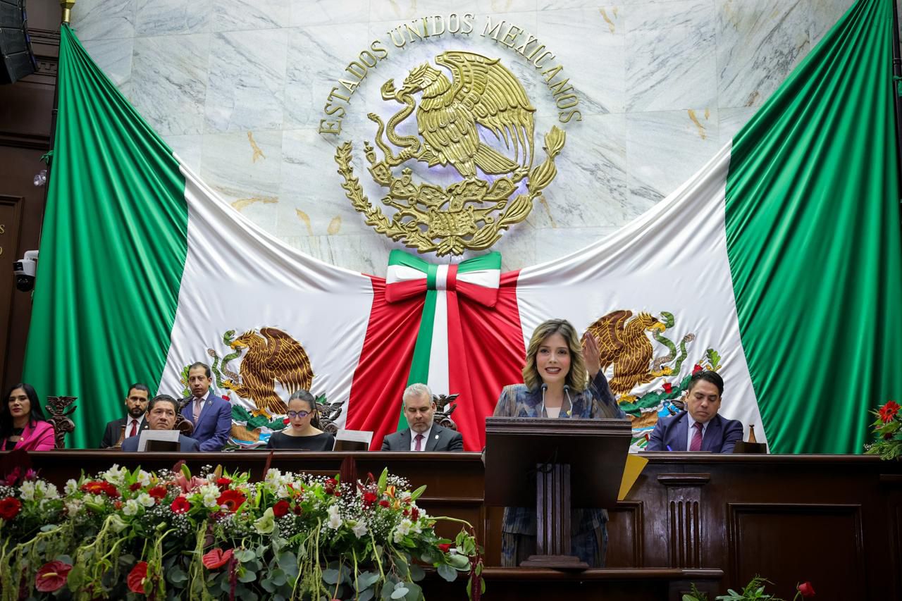 Durante Cuarto Informe de Gobierno, convoca Brissa Arroyo a “vencer juntos los desafíos de Michoacán”