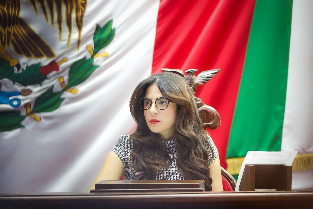 Congreso local recibió propuestas de leyes de ingresos de 113 municipios y dos de Consejos Comunales