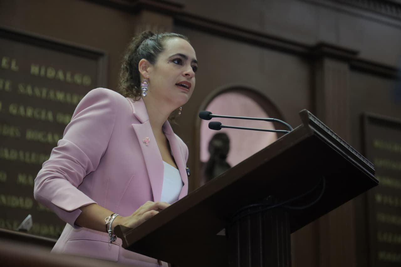 Presenta Sandra Arreola Ruiz “Ley Nicole” para prohibir cirugías estéticas en menores de edad