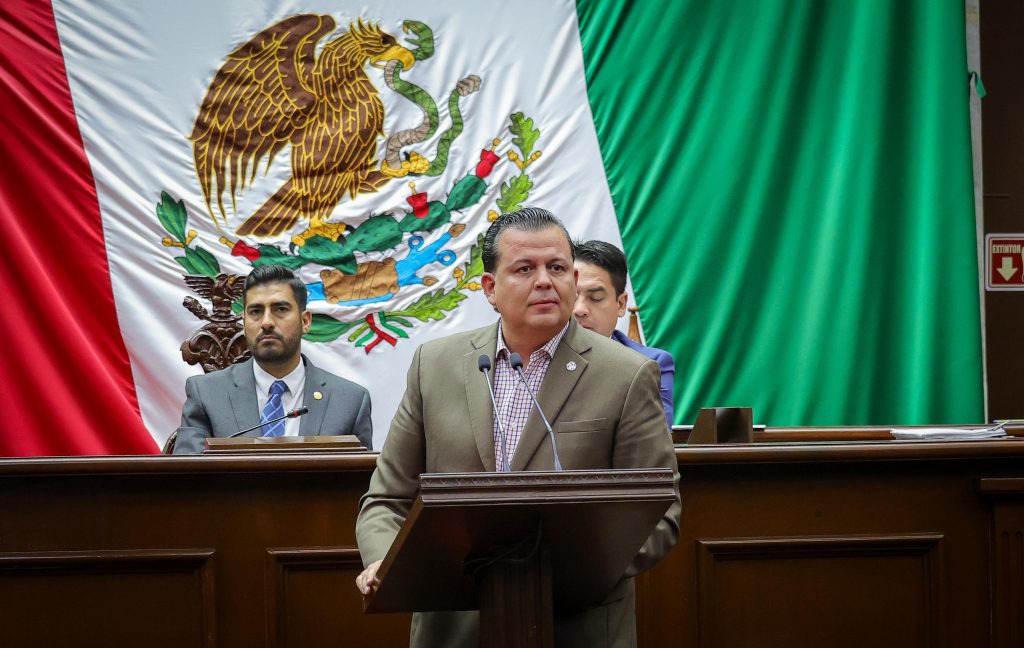 Diputados del PRI presentan iniciativa de Ley “anticoyotaje”