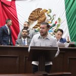 Plantea Reyes Galindo reforma para restringir circulación de camiones que transportan material peligroso