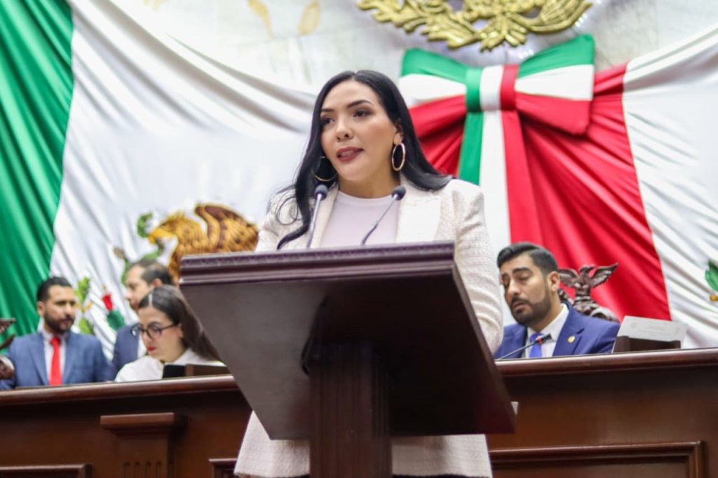 Propone Adriana Campos Huirache crear Coordinación de Gobierno Digital en el Congreso de Michoacán