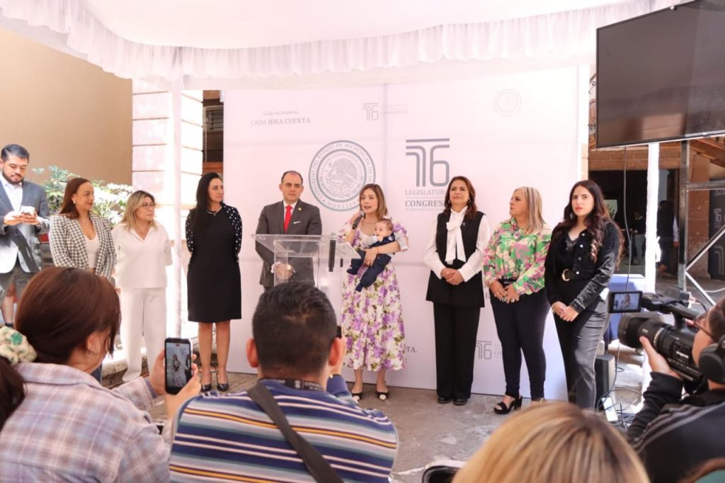 Poder Legislativo inaugura lactario para que madres puedan alimentar a sus hijos de manera segura