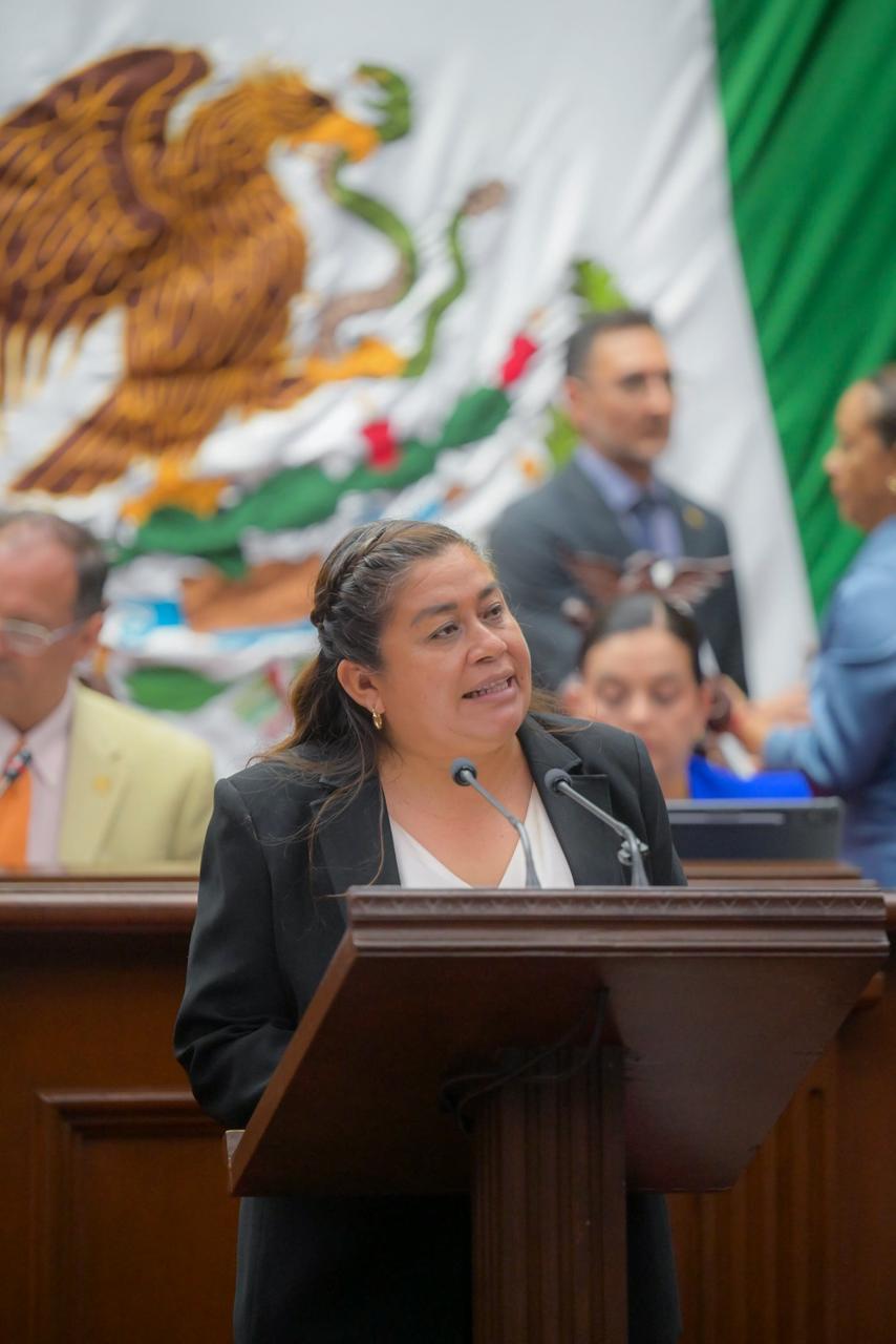 Belinda Iturbide lidera paso histórico en Michoacán: Penas de hasta 60 años por feminicidio serán ley