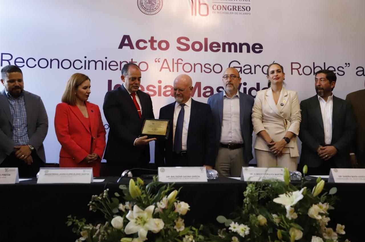 Congreso del Estado entrega a la Iglesia MasVida el Reconocimiento “Alfonso García Robles”