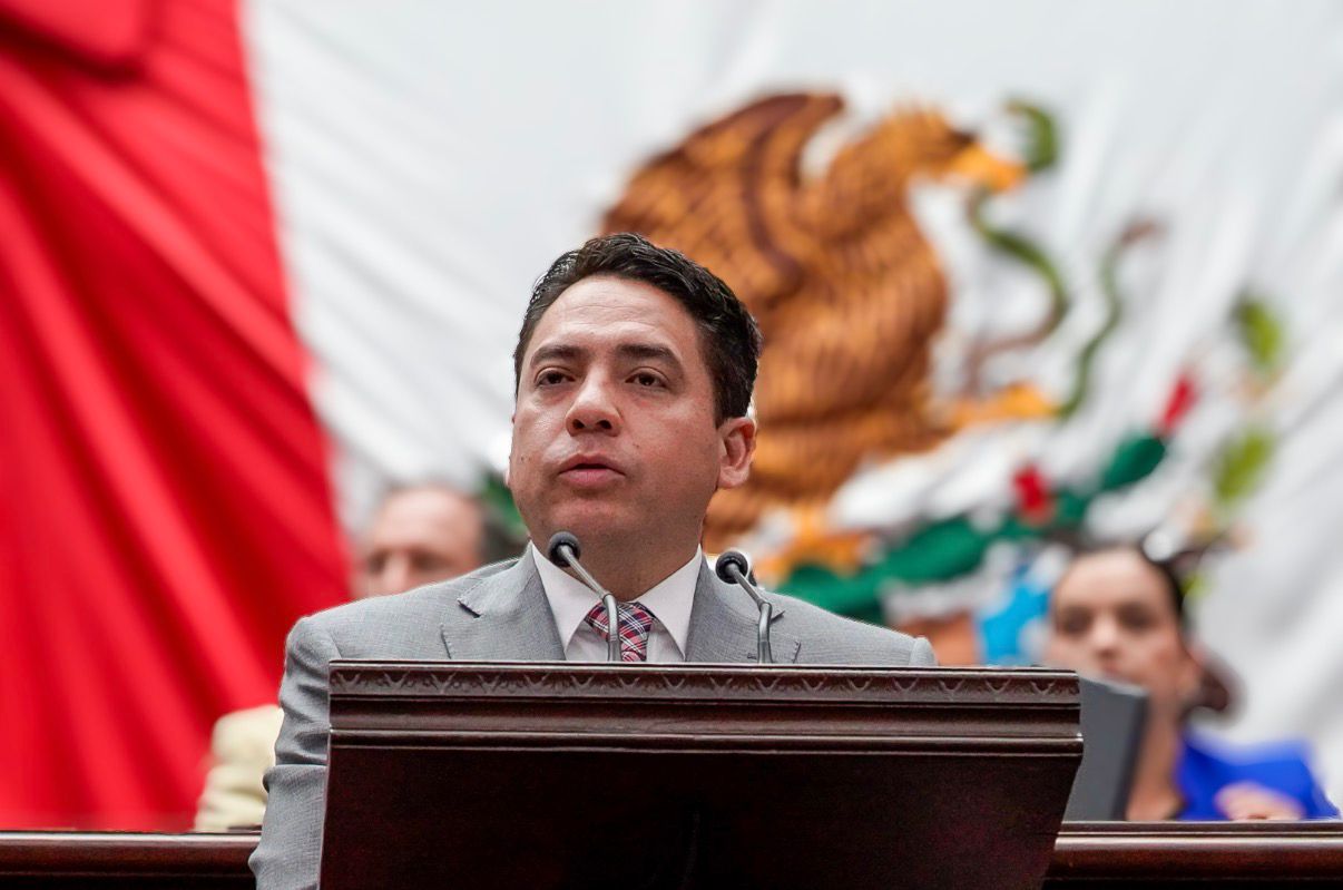 Presenta Iván Vera iniciativa de Ley de Juicio Político para fortalecer la rendición de cuentas en Michoacán