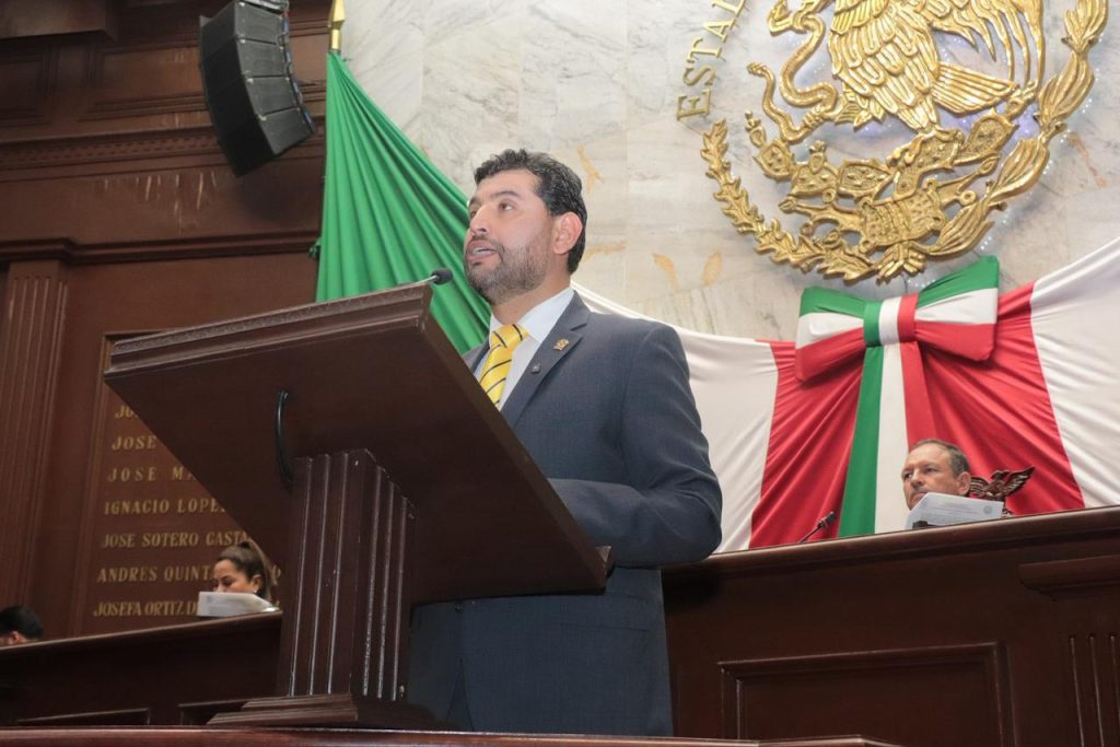 Octavio Ocampo propone protocolo estatal para proteger a las escuelas ante hechos de violencia