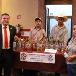 Celebra Vicente Gómez incorporación de cooperativas en la Ley de Desarrollo Económico