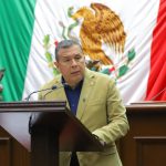 Celebra Barragán aprobación de reforma que planteó para regular el uso de celulares en primaria y secundaria