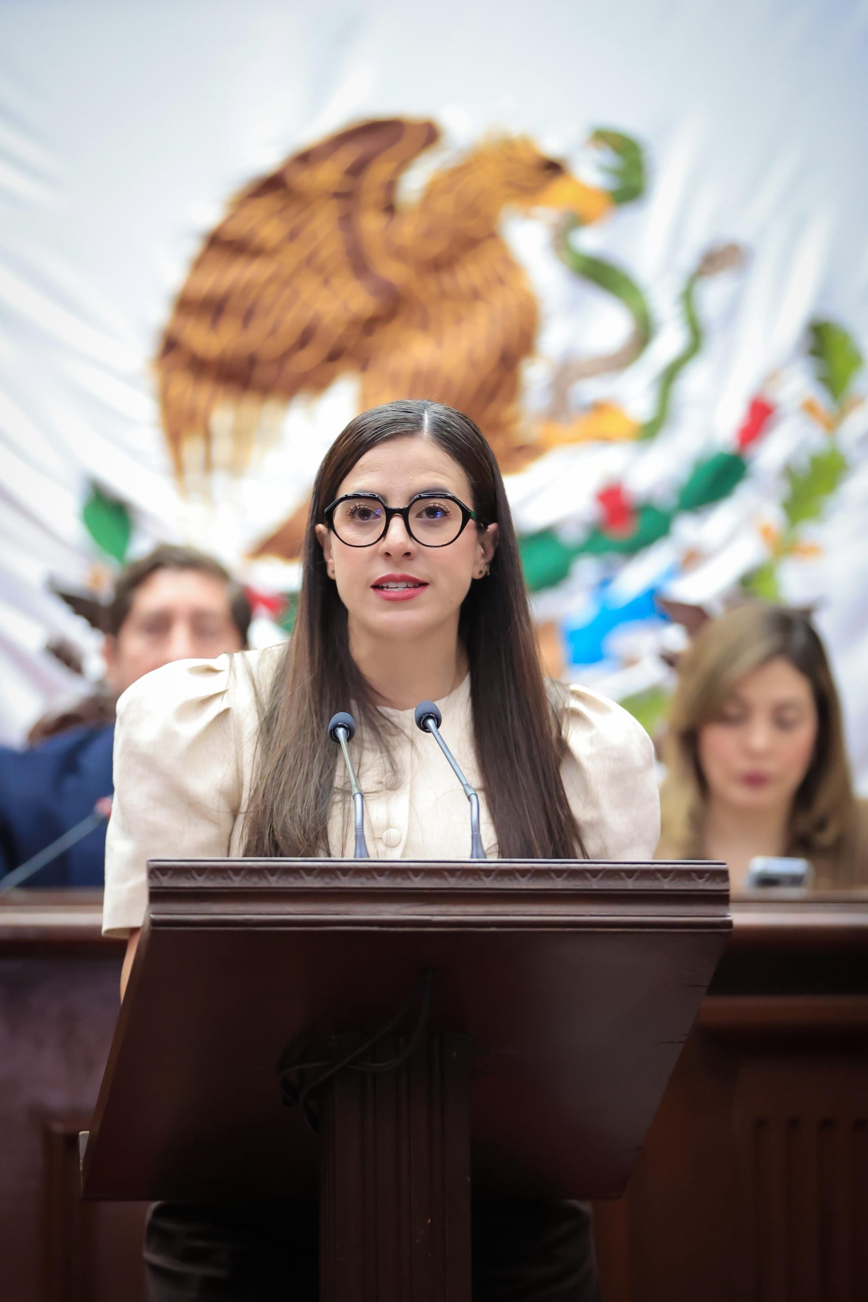 Giulianna Bugarini plantea que todas las leyes que aprueba el Congreso tengan versión ciudadana