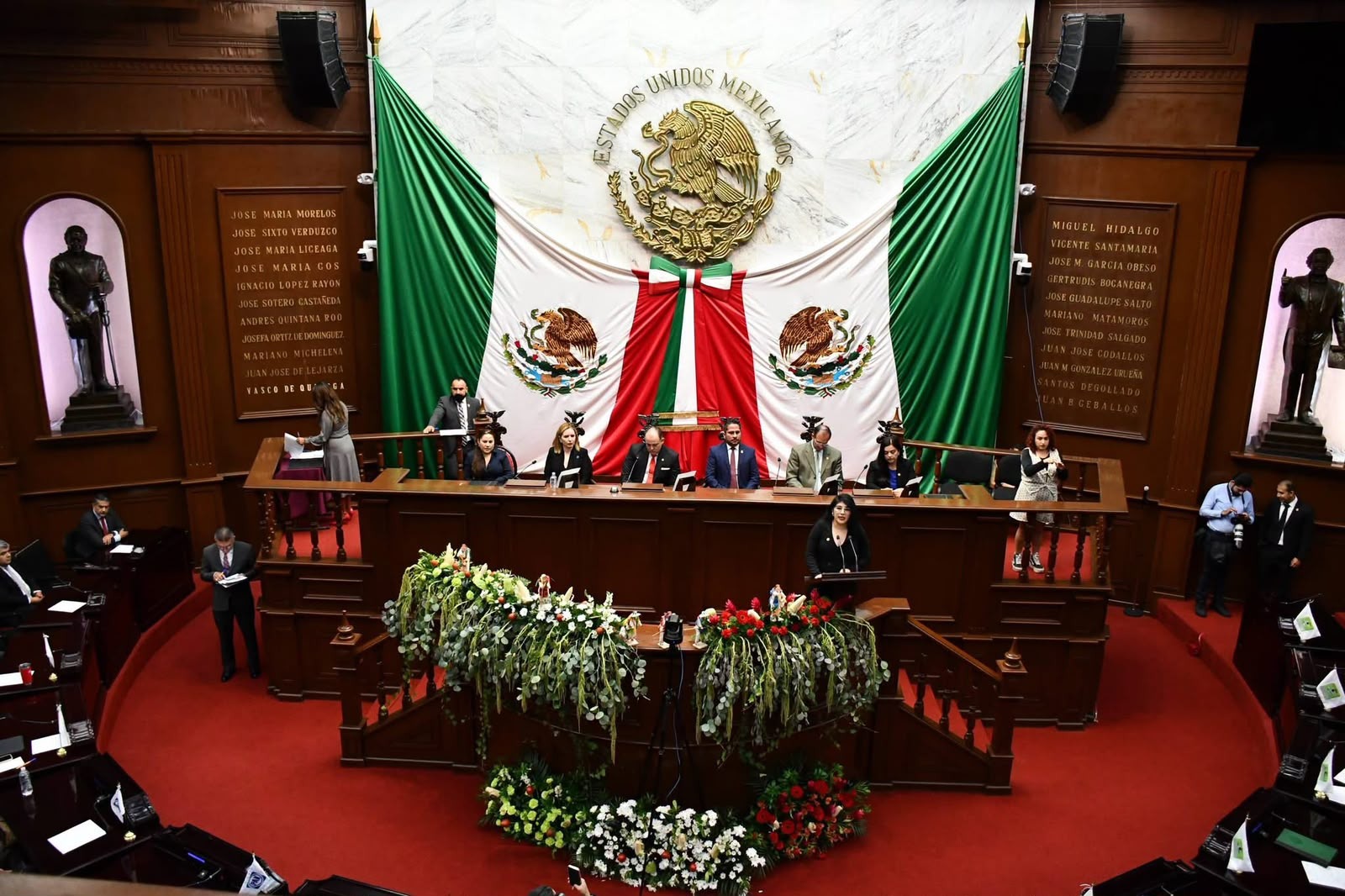 En arranque del Tercer Año Legislativo Vanhe Caratachea remarcó que la oposición es necesaria