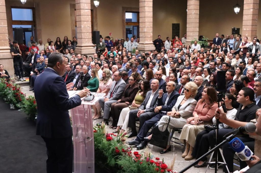 Rinde Juan Carlos Barragán su Segundo Informe de Actividades Legislativas