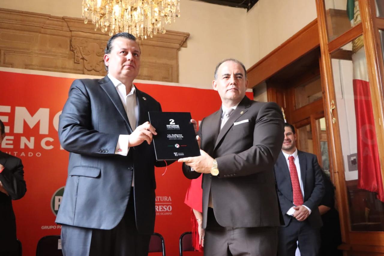Presenta Guillermo Valencia su Segundo informe de Actividades Legislativas.